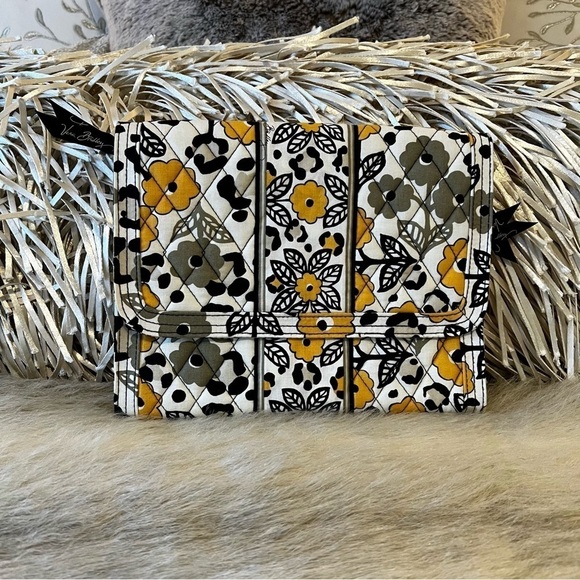 VERA BRADLEY Go Wild Travel Jewelry Case Folio Book Yellow Black White 2013 - Picture 1 of 16